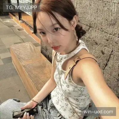 韶靓影